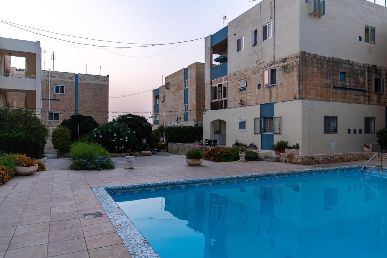 Dolmen Court Flat 10, Qawra Apartment St. Paul's Bay Exterior photo
